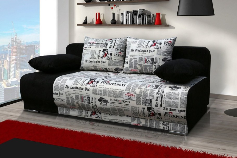 Диван с газетной расцветкой