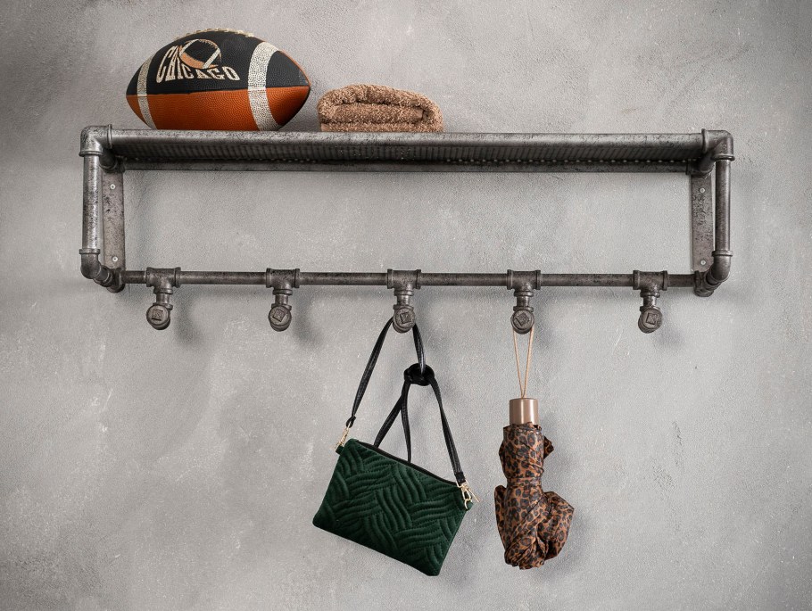 Кованая вешалка настенная лофт