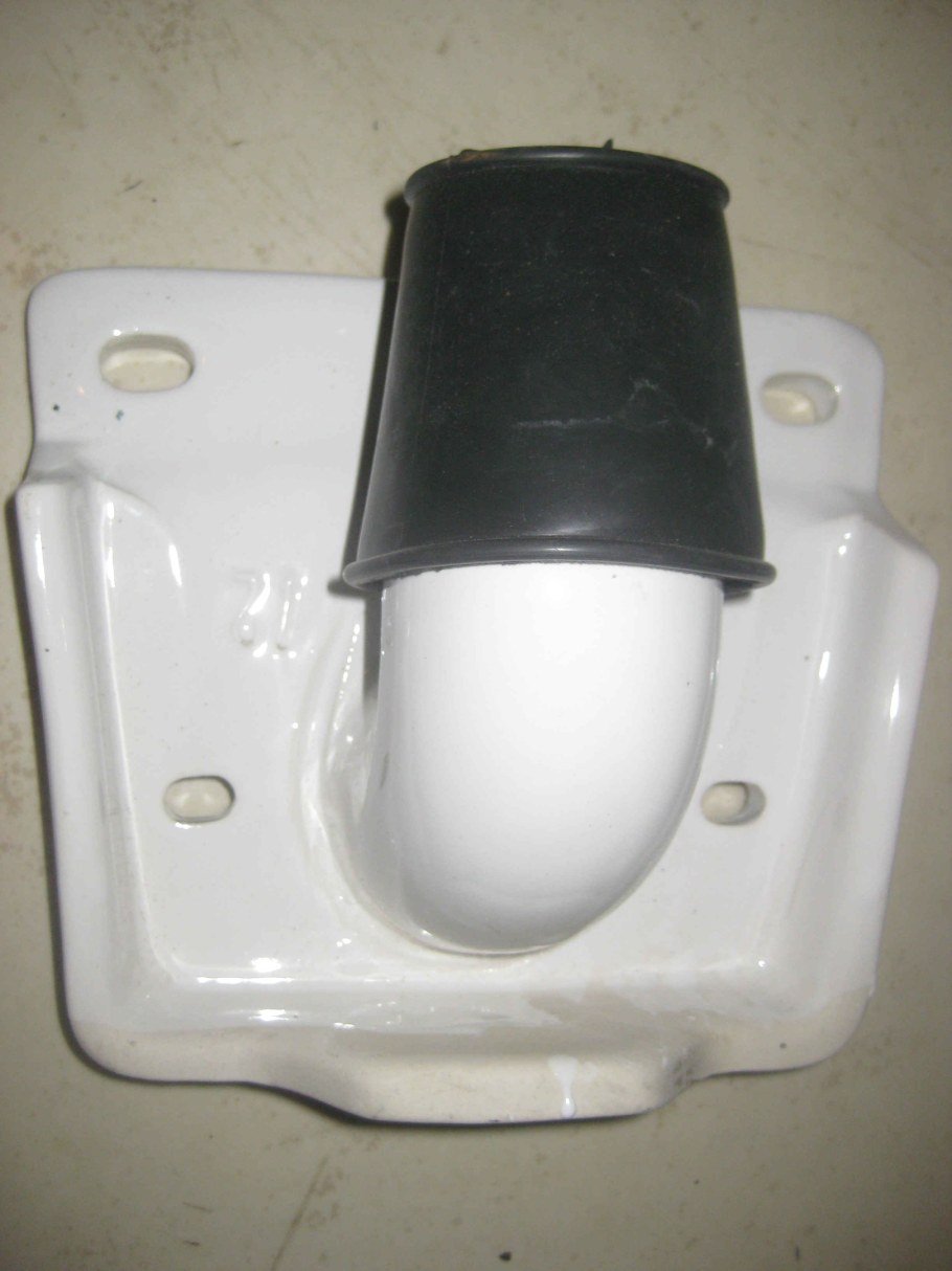 Унитаз с полочкой старого