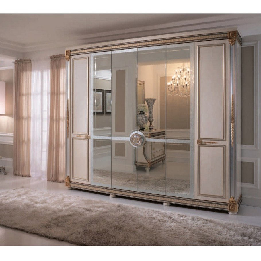 Итальянская спальня Либерти фабрика Арредо Классик