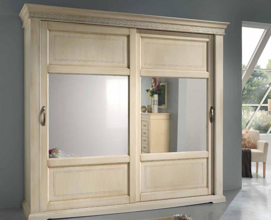 Шкаф купе в стиле Кантри