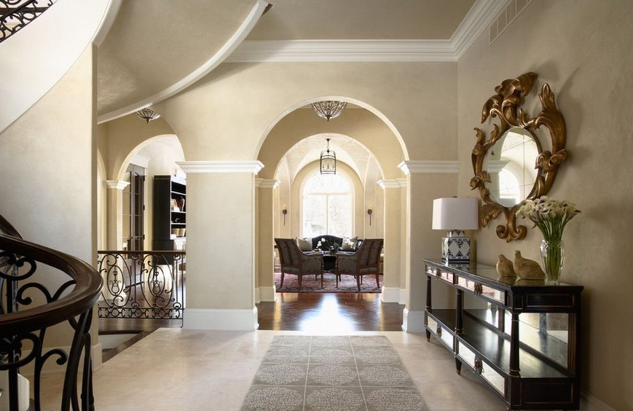 Арка в холле