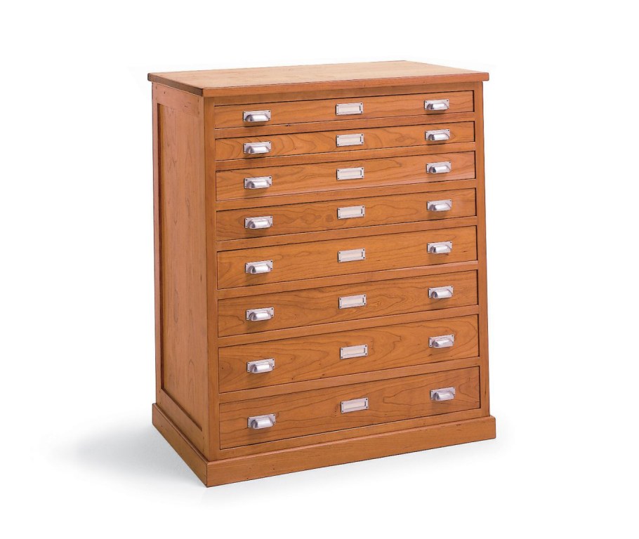 Комод от Riva 1920