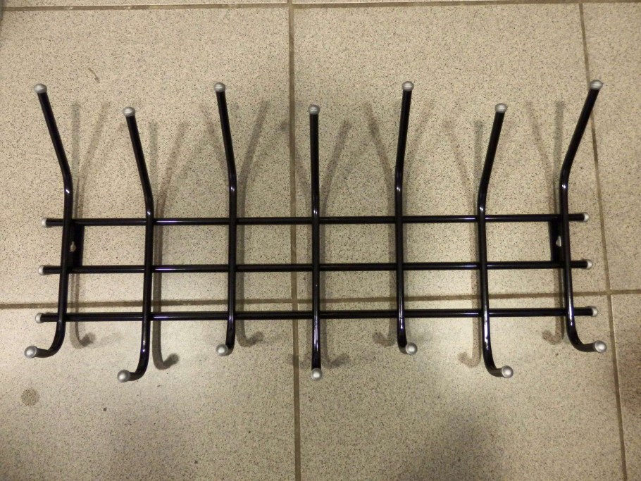 Вешалка настенная Бюрократ