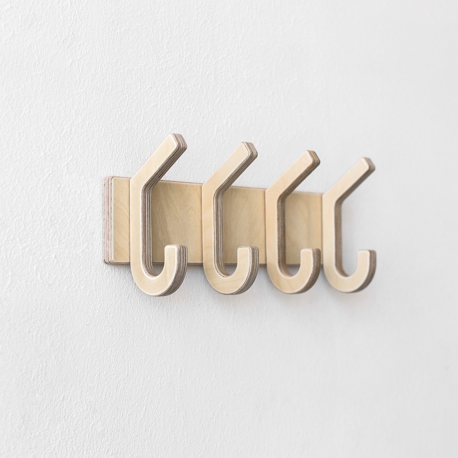 Вешалка настенная, 4 крючка