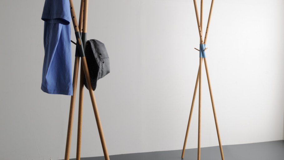 Вешалка тренога своими руками из дерева