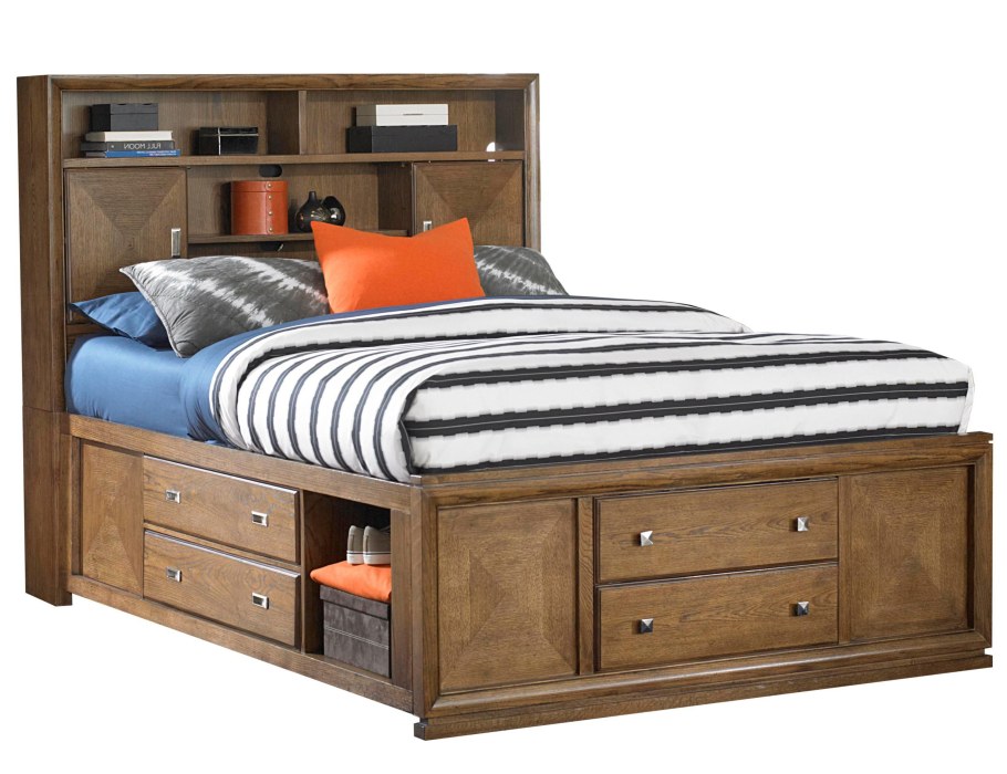 Кровать с изголовьем с полками и ящиками