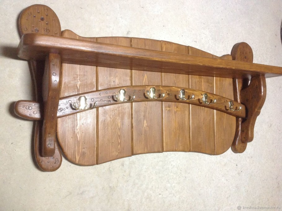 Вешалка в стиле Кантри