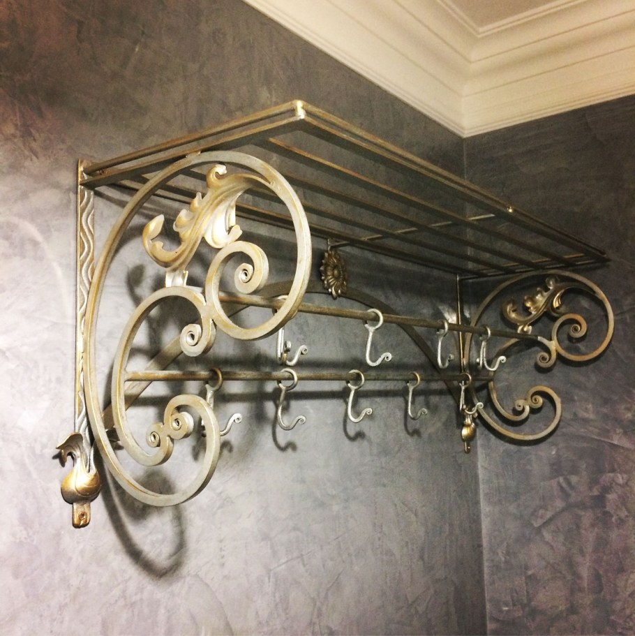 Вешалка настенная кованая