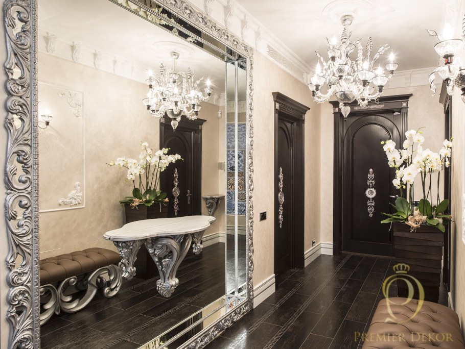 Красивые зеркала в прихожую