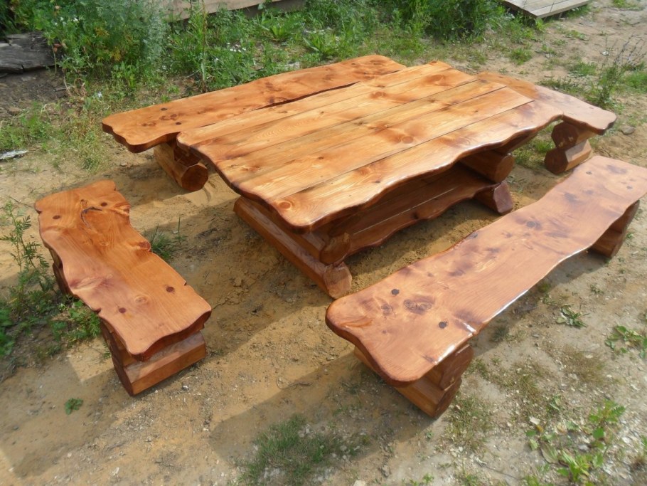 Стол из ольхи