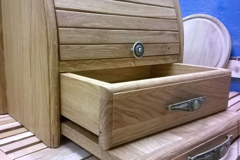 Деревянные можжевеловые хлебницы