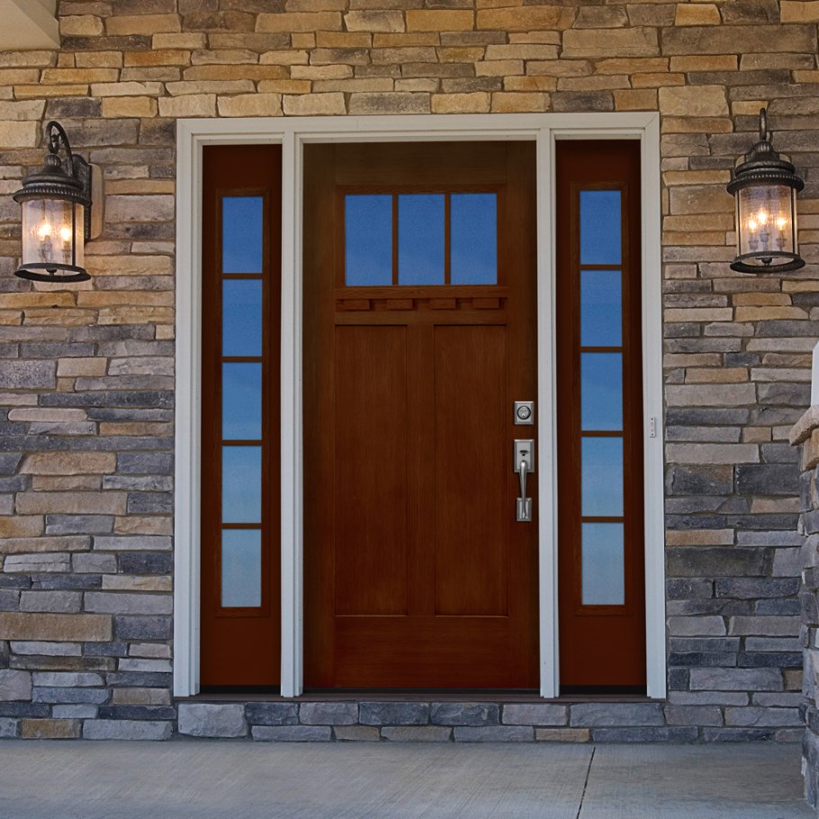 Наружная дверь в частный дом