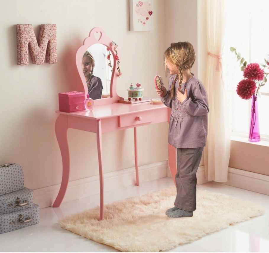 Маленькие туалетные столики с зеркалом для девочек