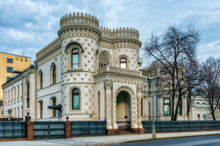 Особняк купца Арсения Морозова.