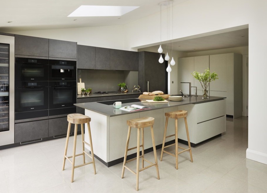 Флитвуд серая лава кухня