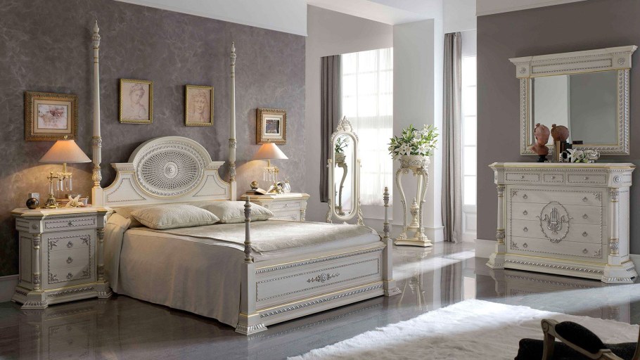 Спальный гарнитур Версаче Италия