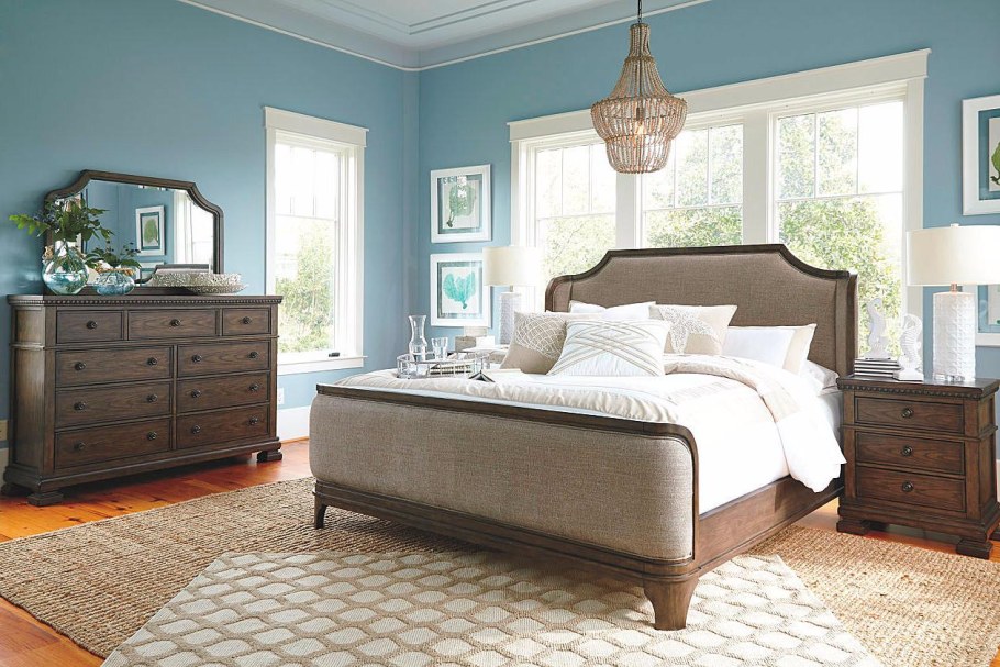 Спальни Эшли американская мебель