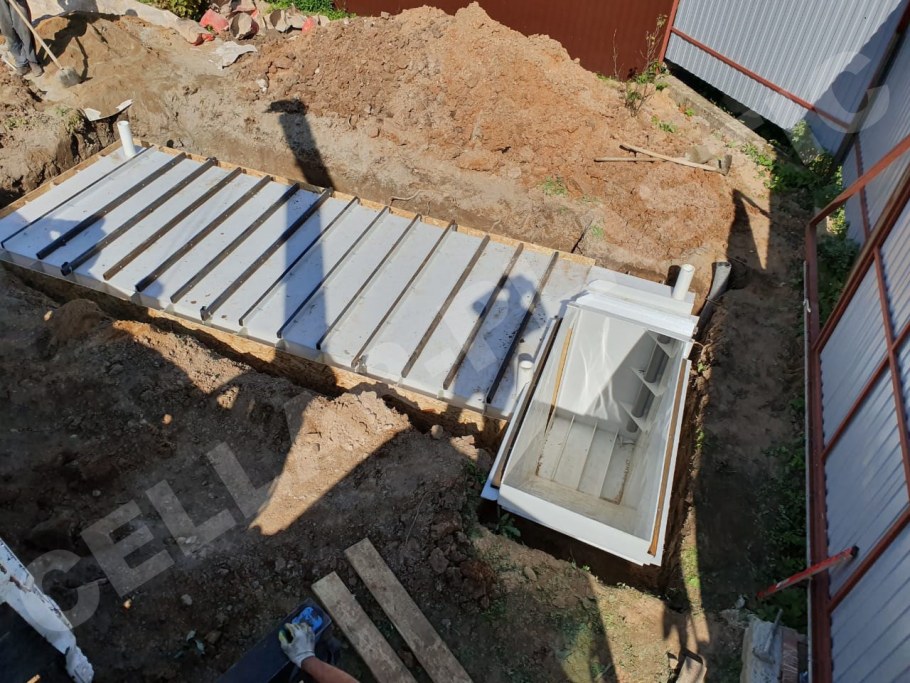 Крышка для погреба пластиковый