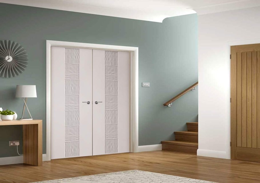 Распашные двери в интерьере