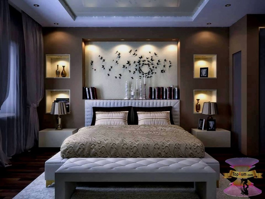 Декор над кроватью в спальне