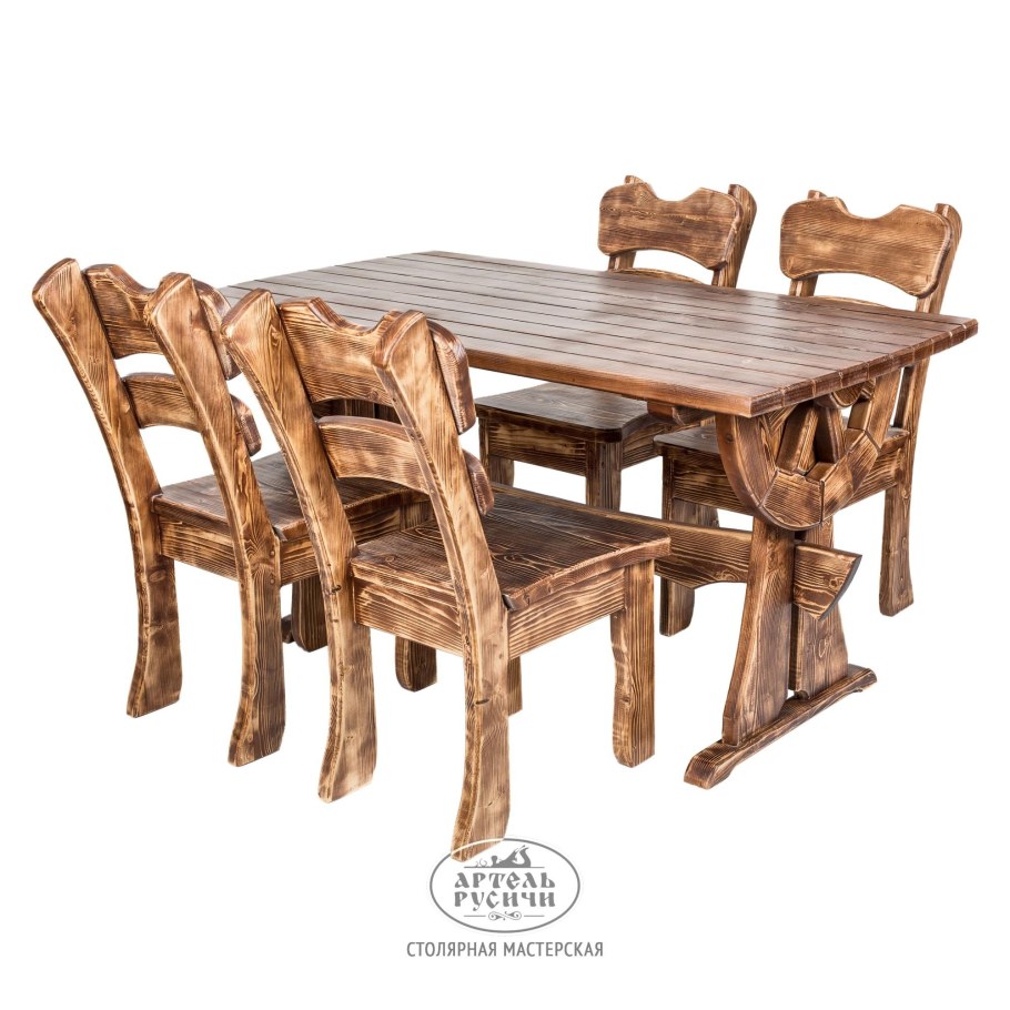 Столы и стулья из дерева