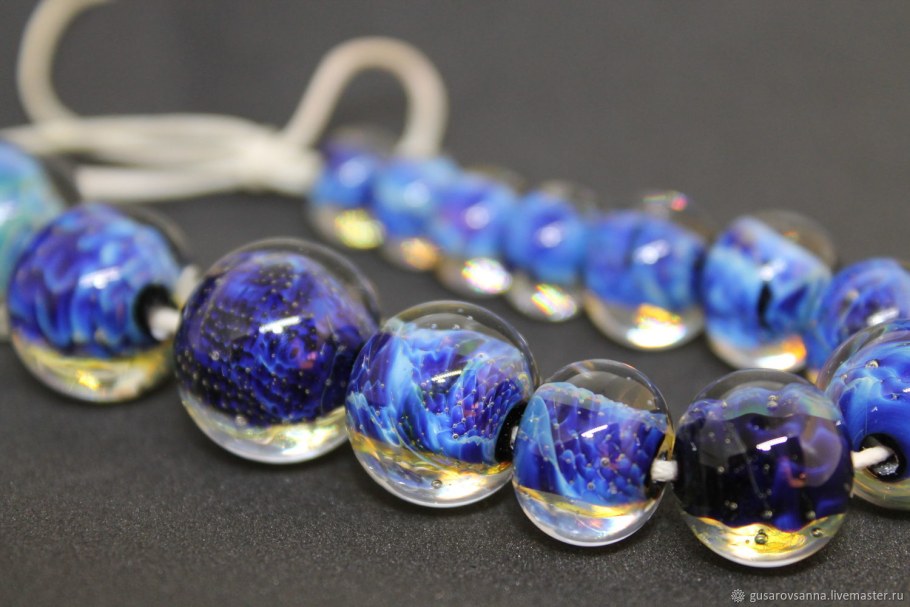 Выдувные Бусины из стекла