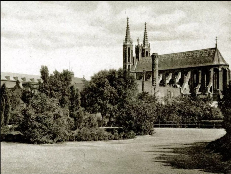 Католический храм в Баку