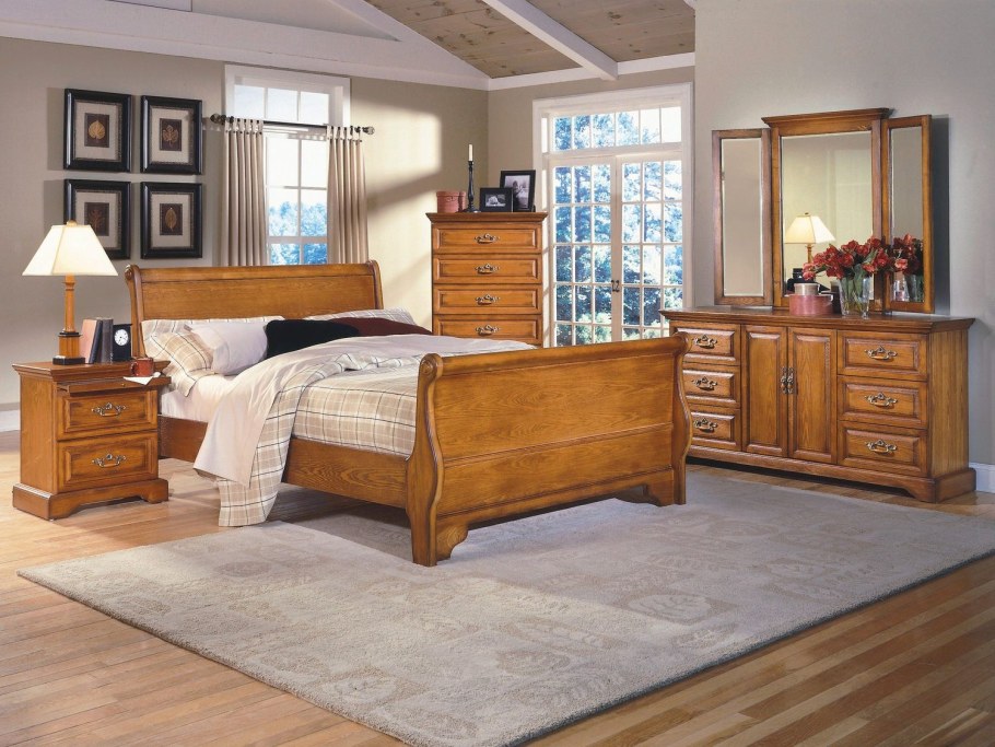 Дубовая мебель в интерьере