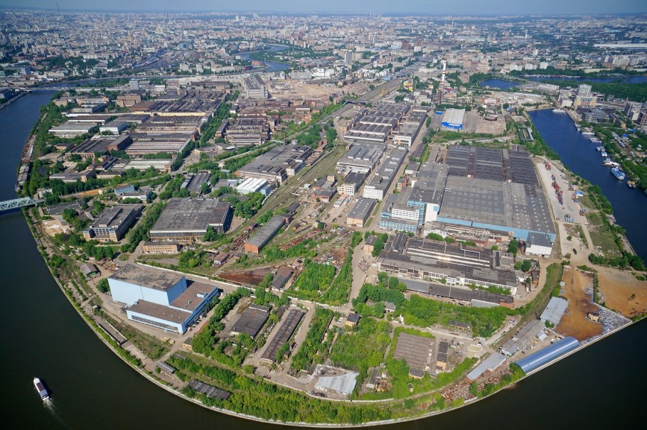 Территория завода ЗИЛ