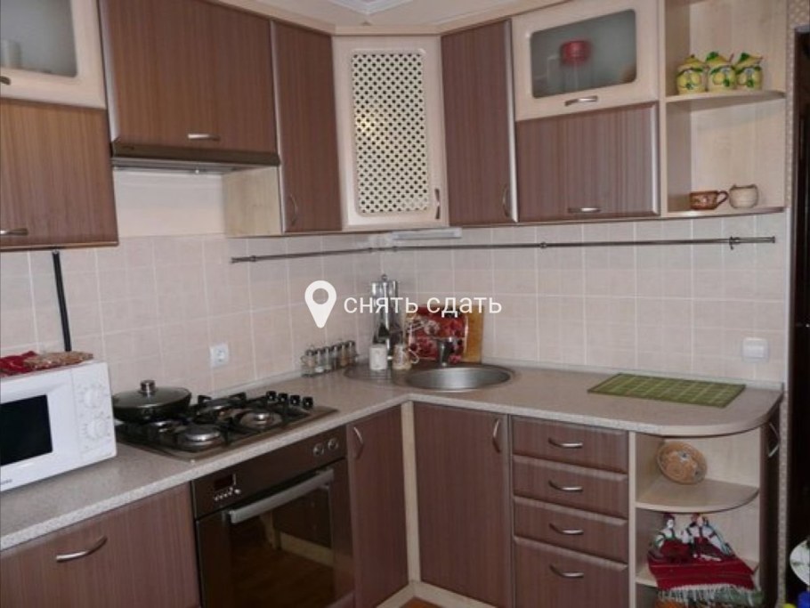 Угловые кухни для маленькой кухни в реальных квартирах