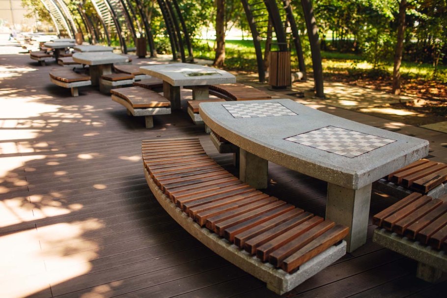 Деревянные настилы в парках