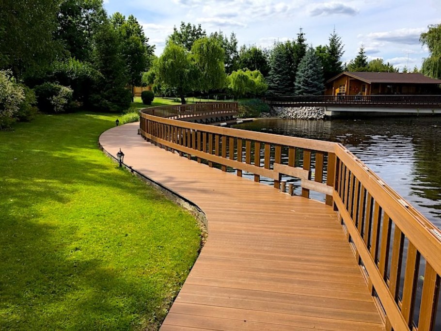 Деревянный причал