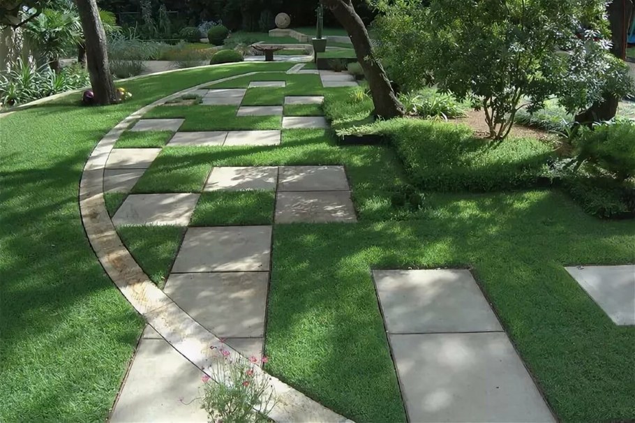 Дорожки и площадки в саду