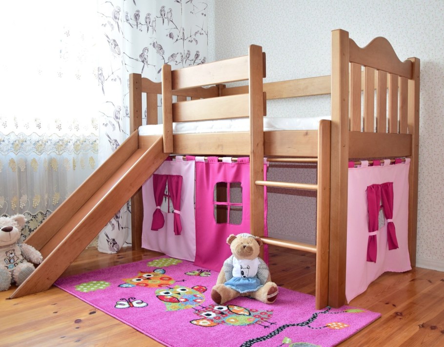 Кровать с горкой