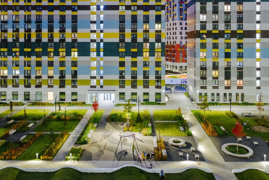 Варшавское шоссе 141 двор-парк