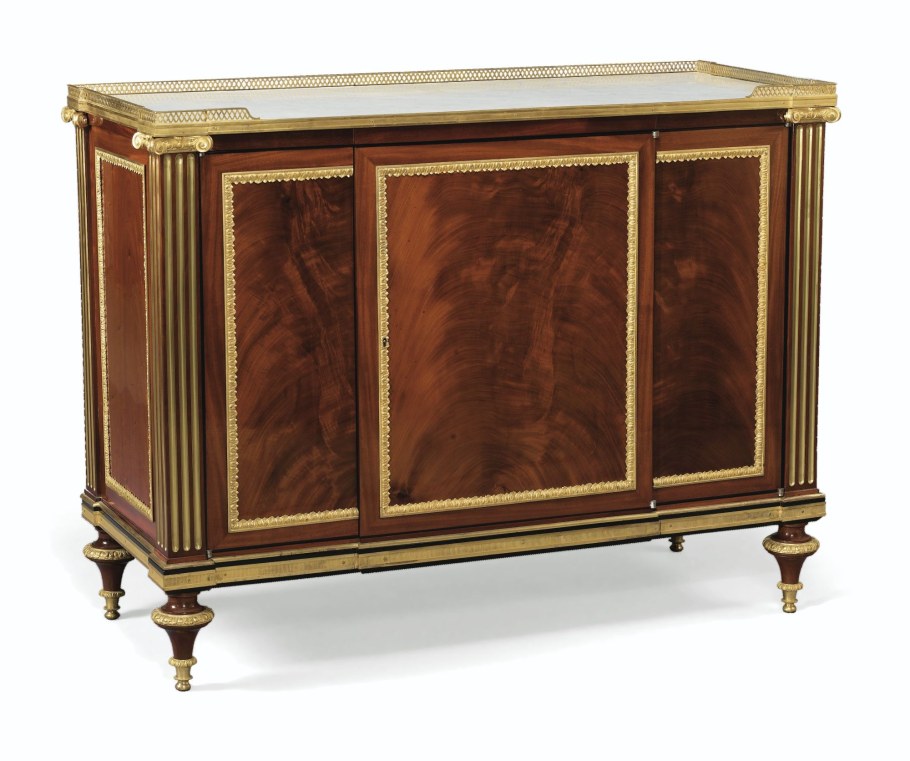 Meuble a hauteur d'appui d'epoque Louis XVI