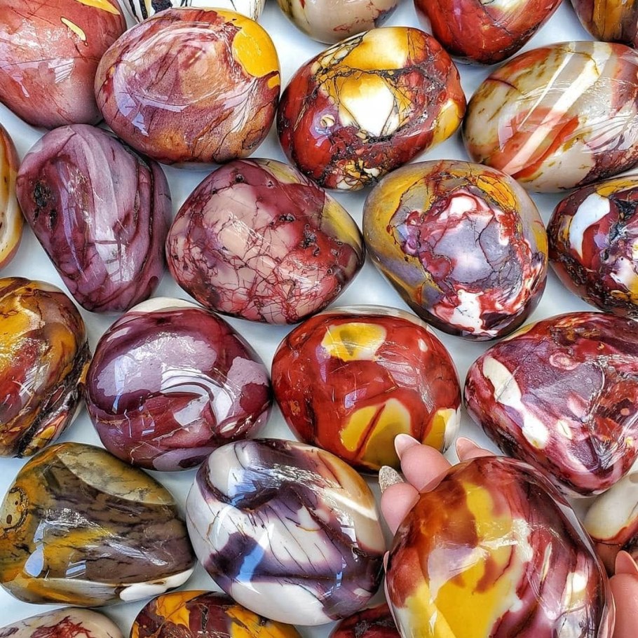 Австралийская яшма камень для Льва