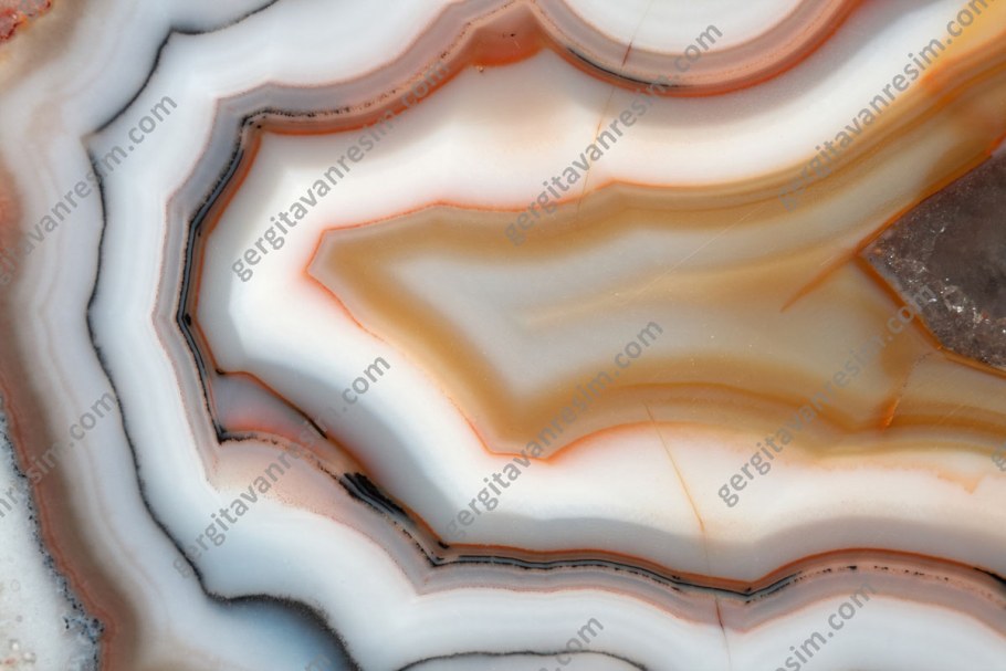 Оникс в разрезе