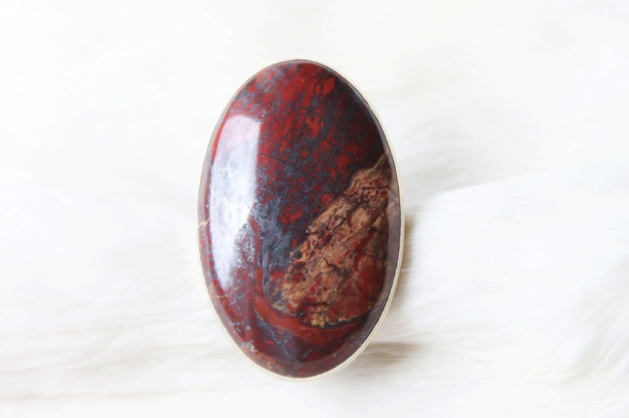 Яшма пестрая