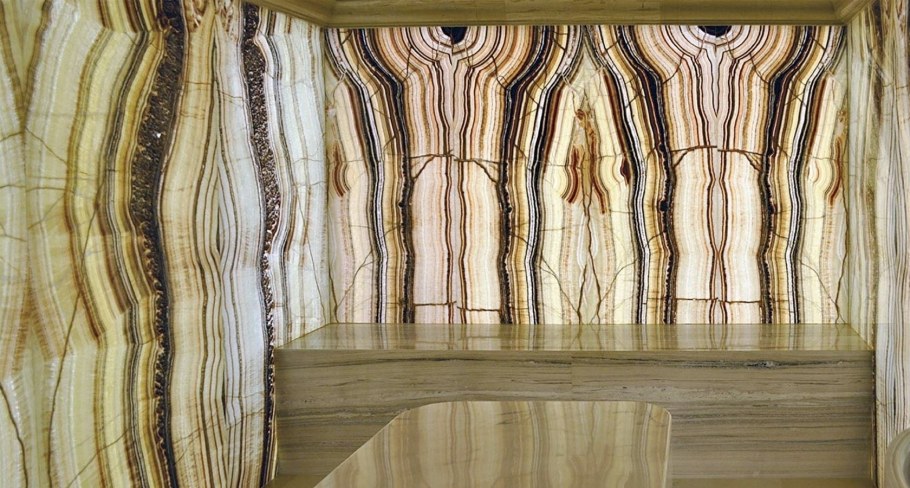 Оникс слэб в интерьере