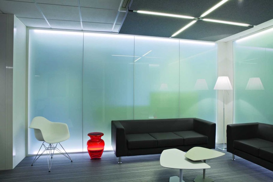 Мобильные стеклянные перегородки