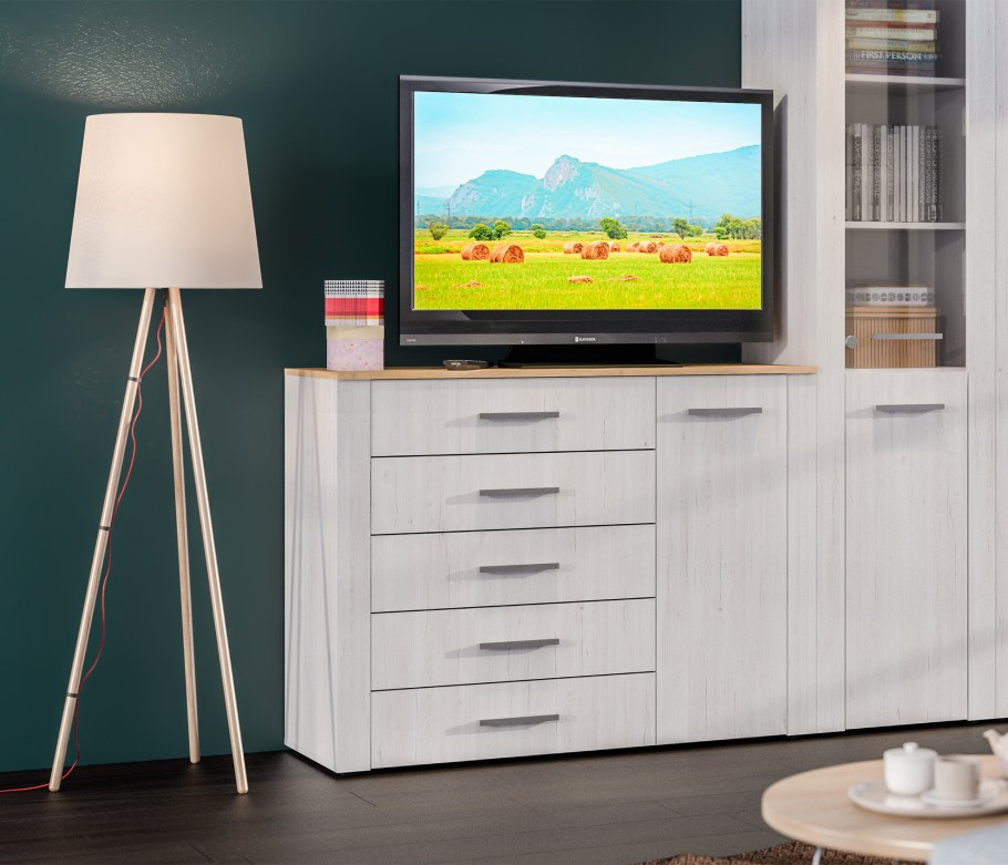 Столплит Амели