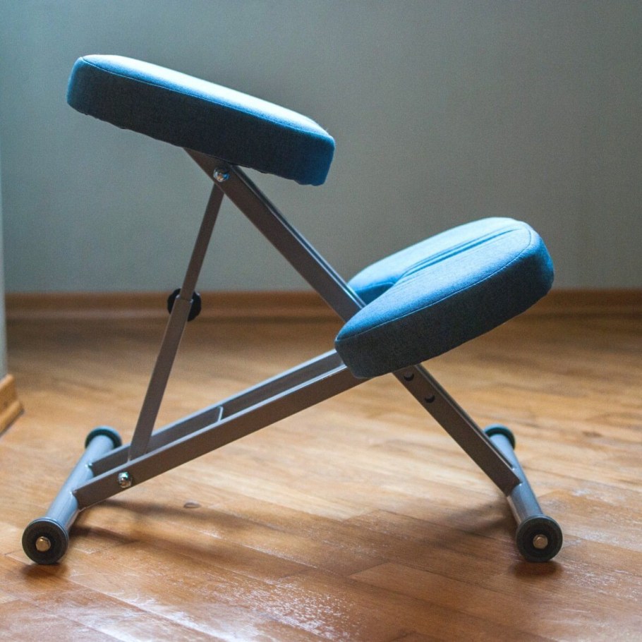 Коленный стул