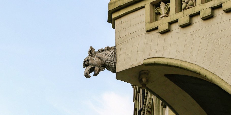 Особняк Арсения Морозова Грифон