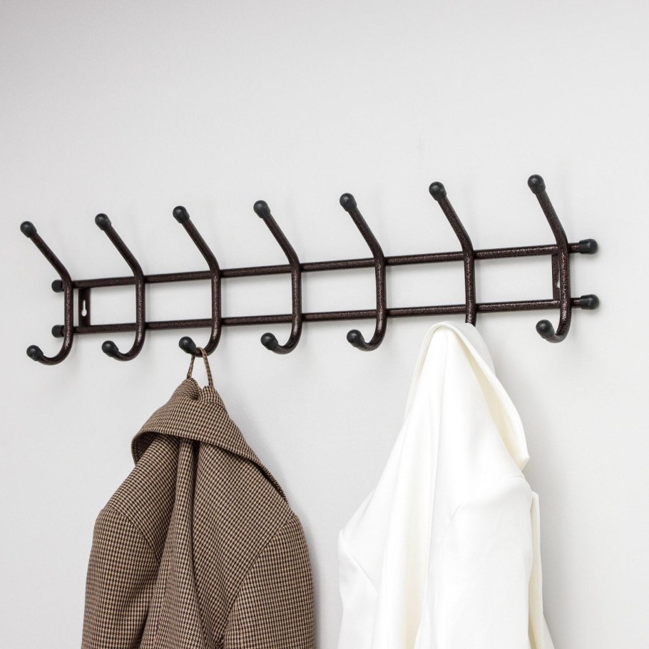 Вешалка уют