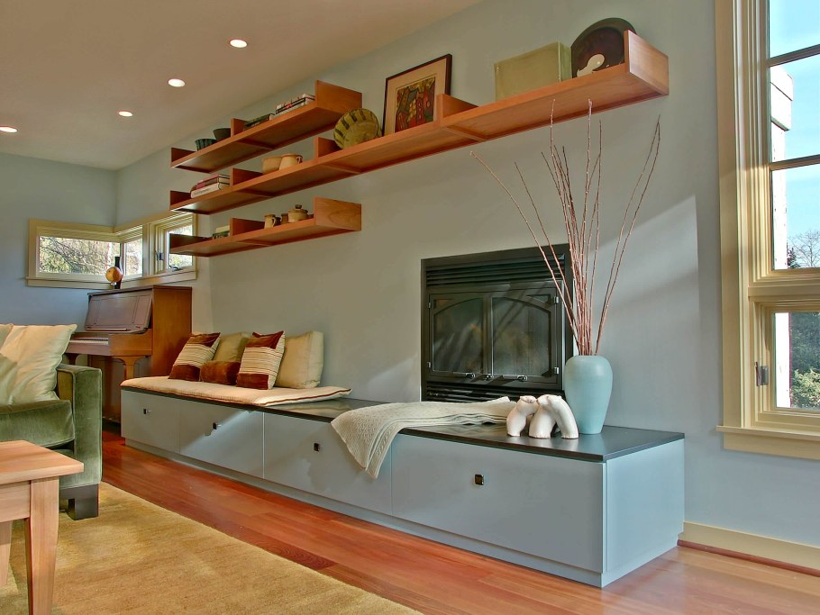 Полочки в интерьере