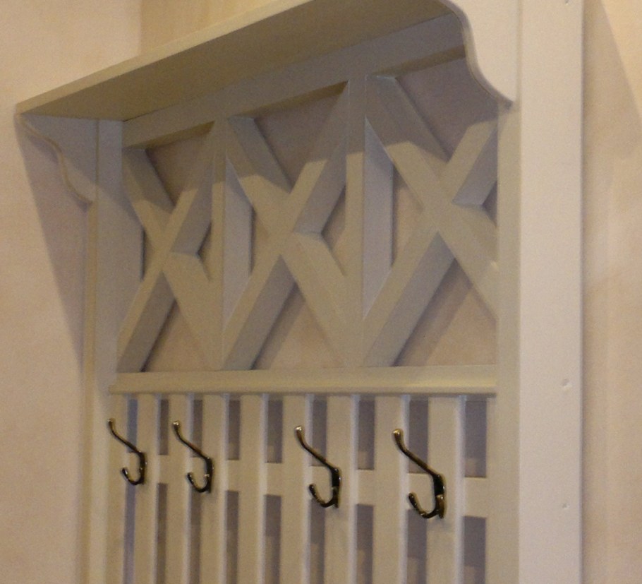 Полка Прованс. С крестиками