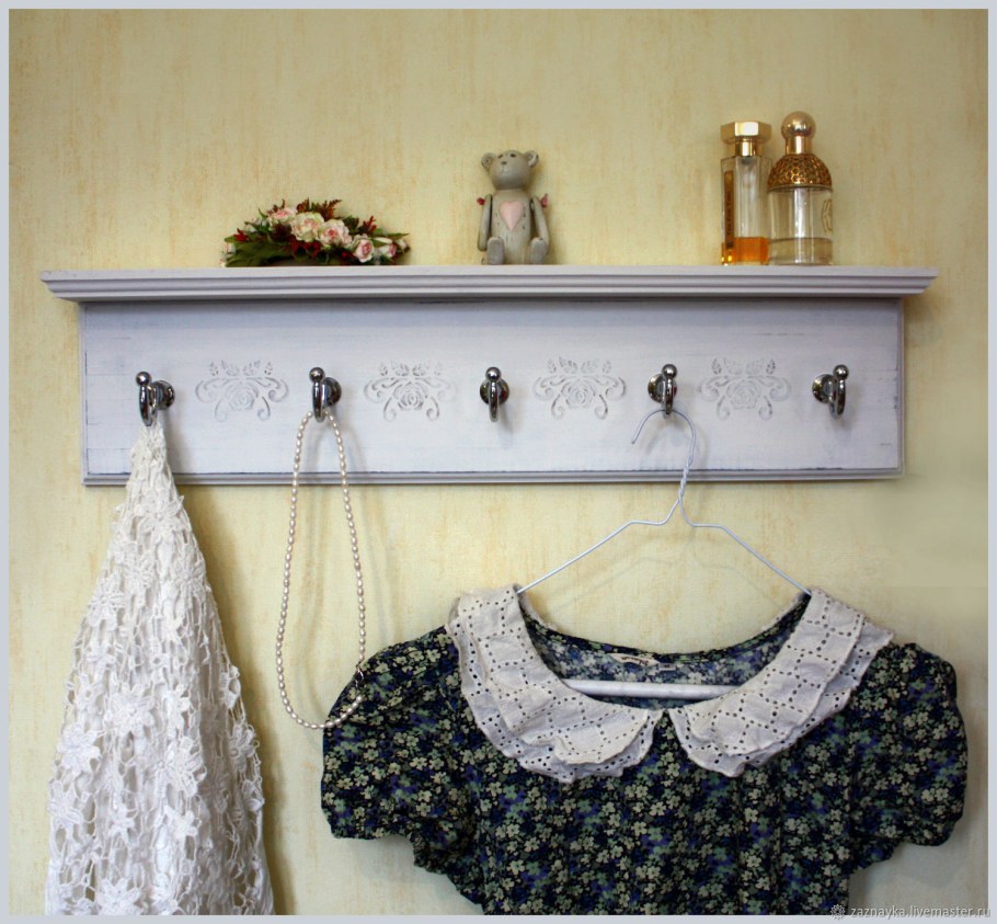 Вешалка в стиле Прованс