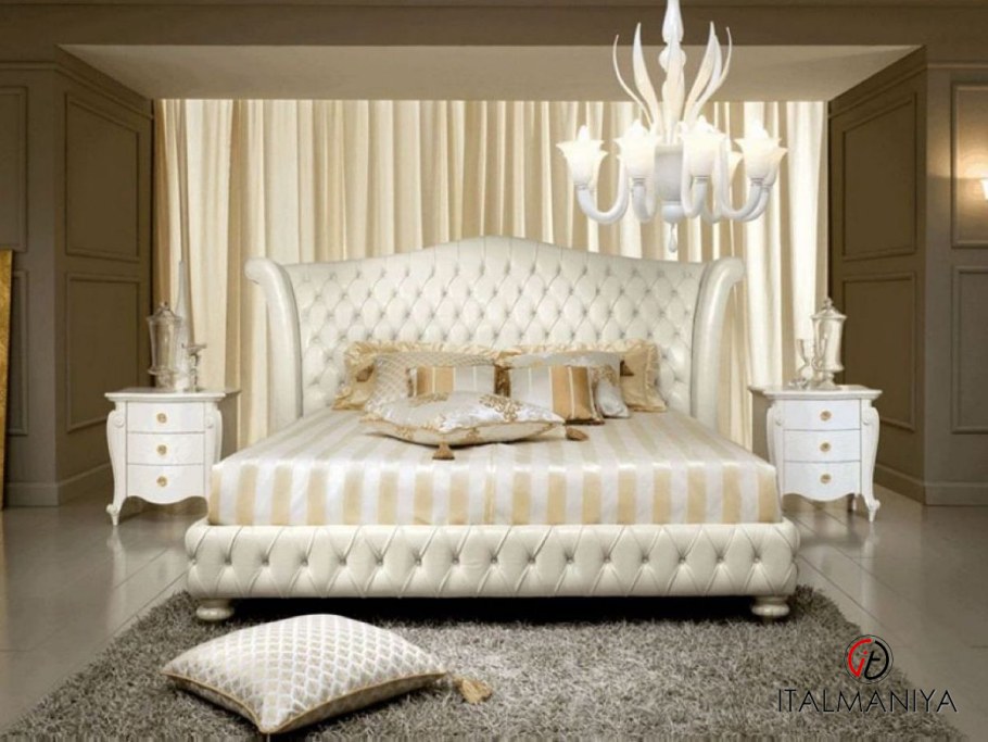 Итальянская кровать Opera capitonne фабрики CIS Salotti